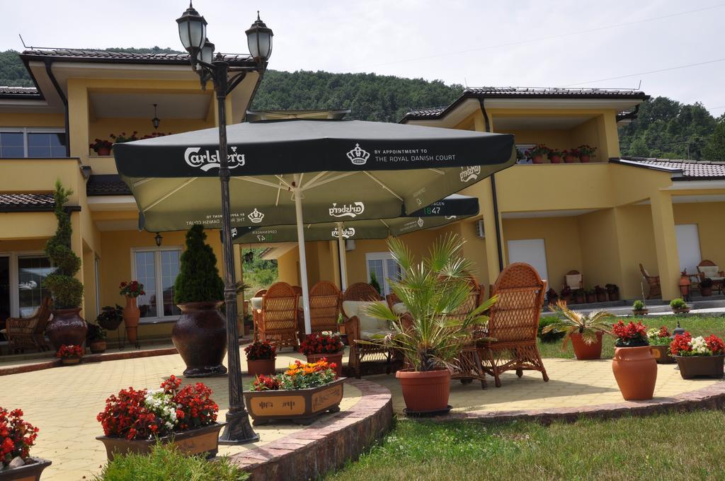 Akva Gold Arandjelovac Exterior foto