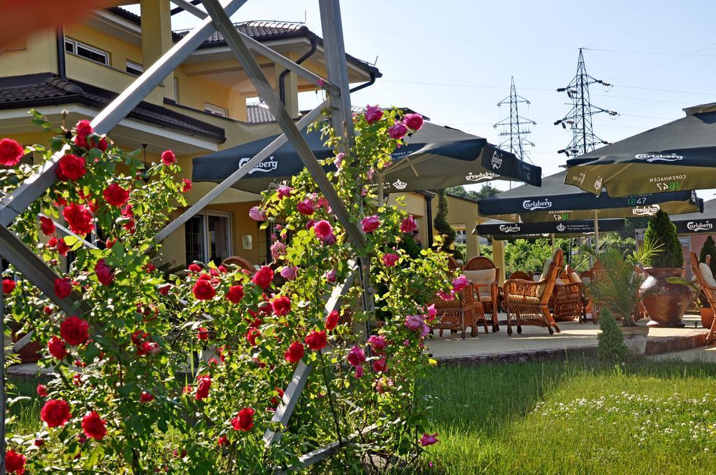 Akva Gold Arandjelovac Exterior foto